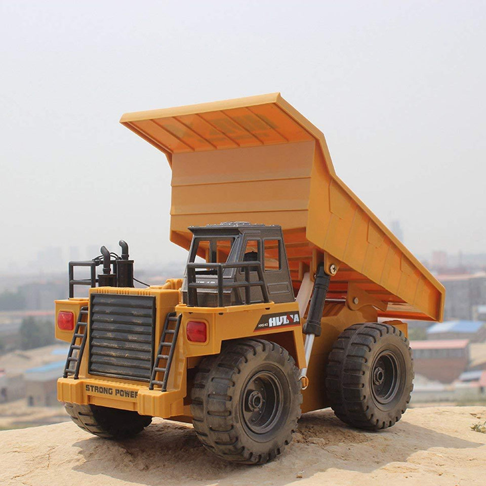 Realistic RC Dump Truck