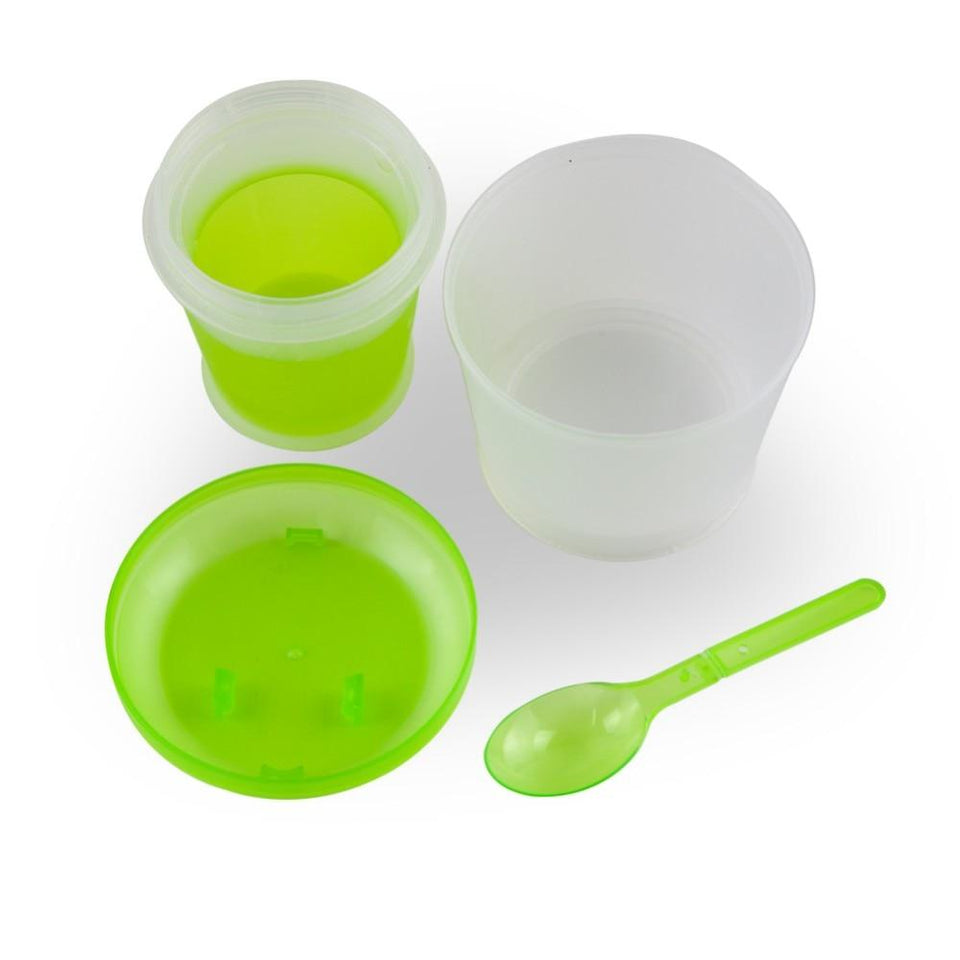 https://laxium.com/cdn/shop/products/17OZ-Cereal-To-Go-Plastic-Snack-Cup-with-Lid-Foldable-Spoon-Gel-Keep-Milk-Cold-2_8be90bec-a235-477e-836b-b503367c76ab_480x480@2x.jpg?v=1565685702